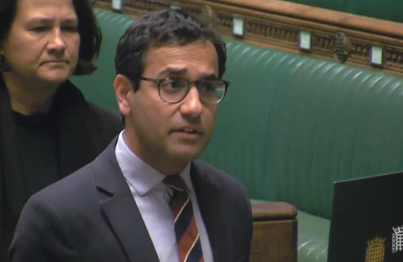 Rehman swearing his Oath in the House of Commons