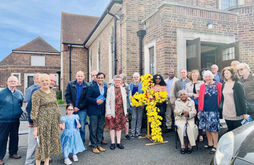 Rehman attends Easter service at United Reformed Church in Gillingham