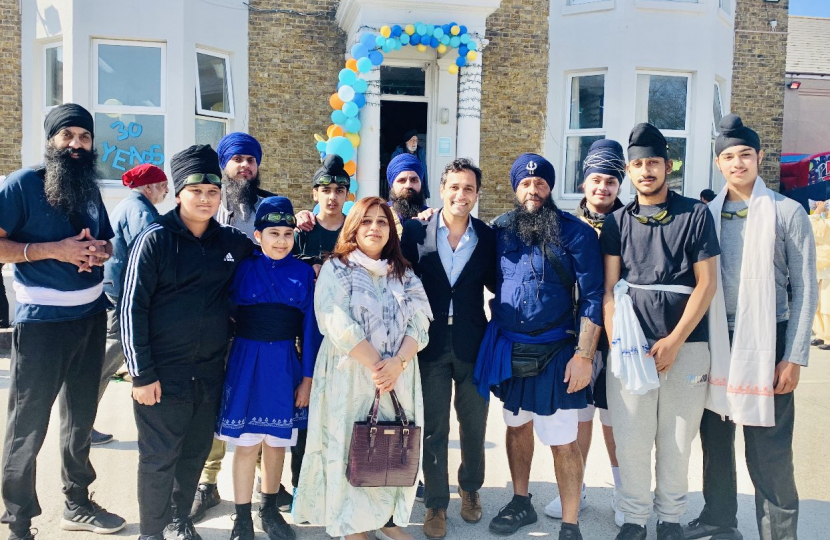 Rehman attends 30th anniversary of Kent Ramgarhia Darbar