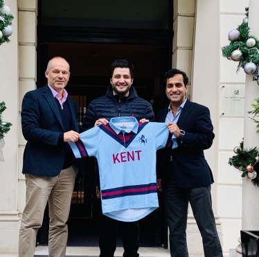 Rehman with the Chief Executive of Kent Cricket & the owner of Peshawar Zalmi