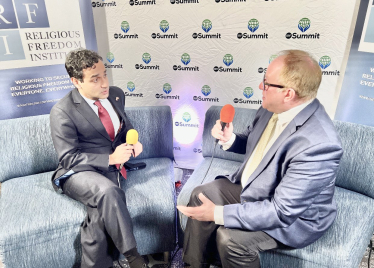 Rehman meeting with David Trimble at the RFI