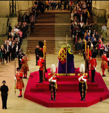 Picture of Westminster Hall during the lying in state